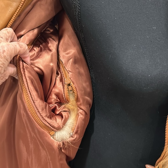 Red Fox fur jacket - Picture 5 of 8